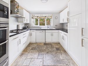 KITCHEN- click for photo gallery